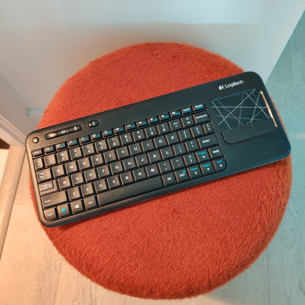 Wireless keyboard and mouse